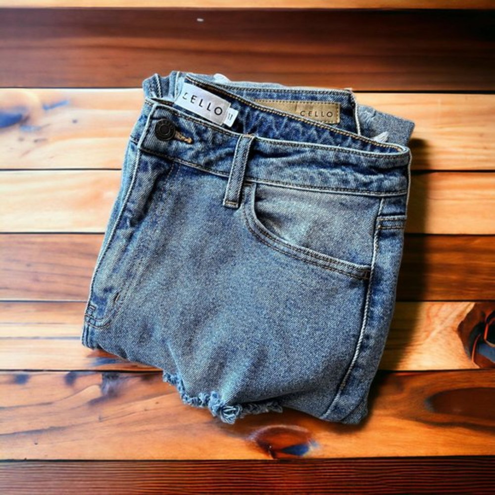 Cello High‎ Rise Frayed Hem Women's Jeans Size 11